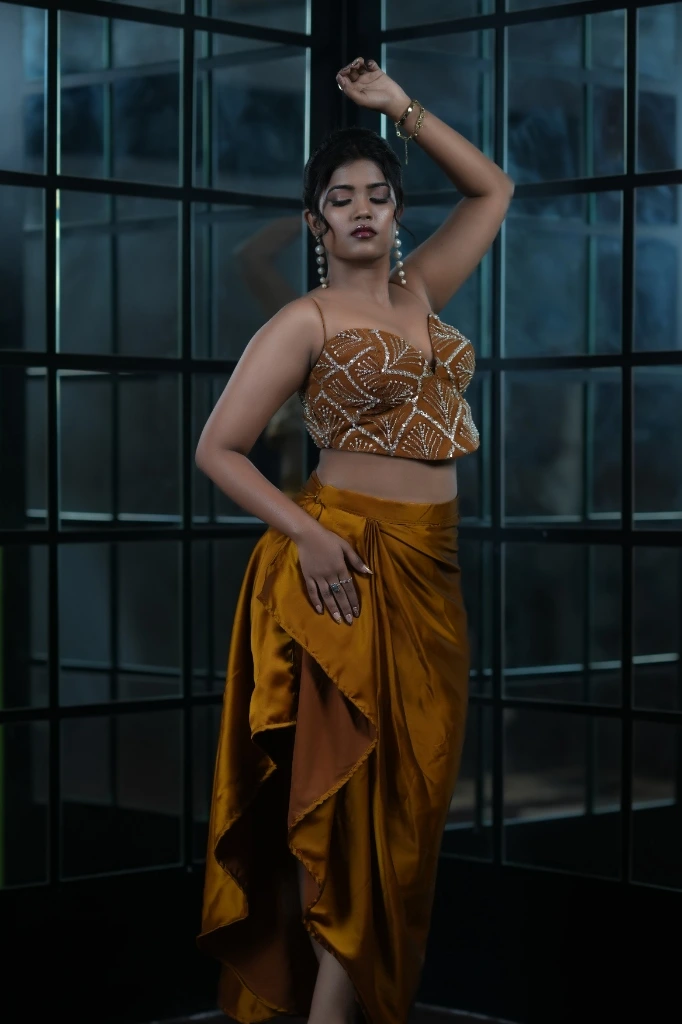 Modern Amber Velvet & High-Fashion Poise